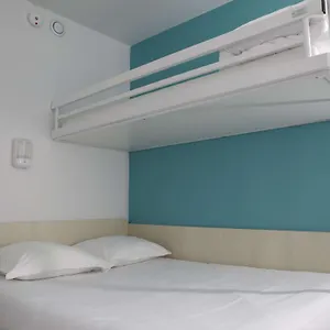 Hotelf1 Centre Echangeur A7 A9 Orange (Vaucluse)
