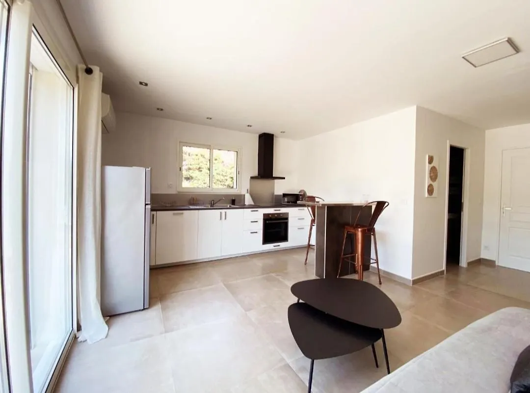 Appartement Le Studio Du Bonheur Orange  France